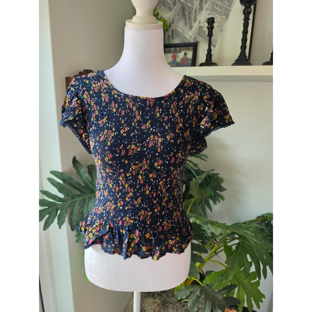 Into the Wild Navy Floral Smocked Peplum Top Flutter Sleeve Small